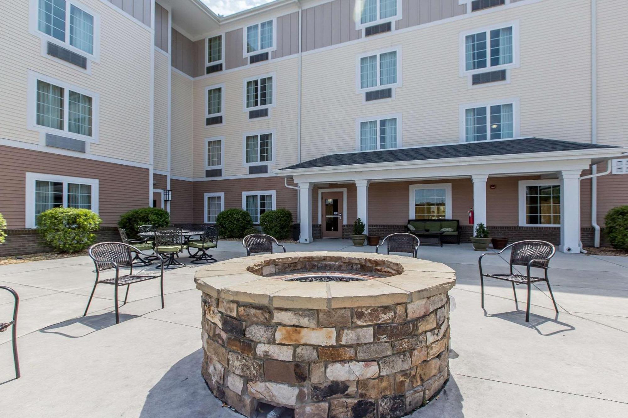 Mainstay Suites Jacksonville Near Camp Lejeune מראה חיצוני תמונה
