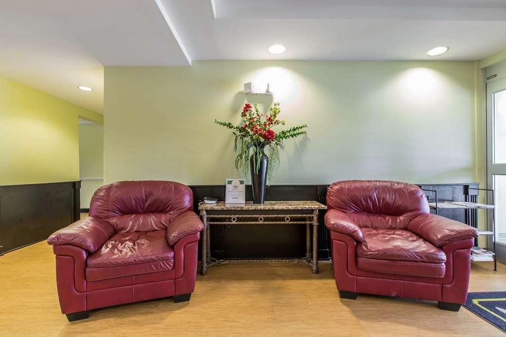 Mainstay Suites Jacksonville Near Camp Lejeune מראה פנימי תמונה